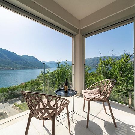Luxury Dream View Apartment 코토르 외부 사진