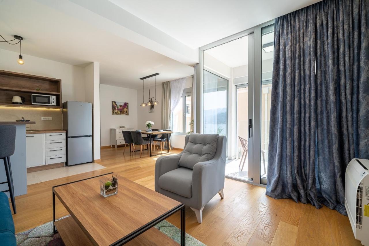 Luxury Dream View Apartment 코토르 외부 사진